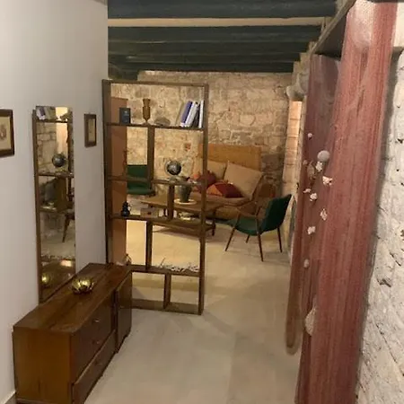 Old Stone Tavern بيت ضيافة ستاري غراد